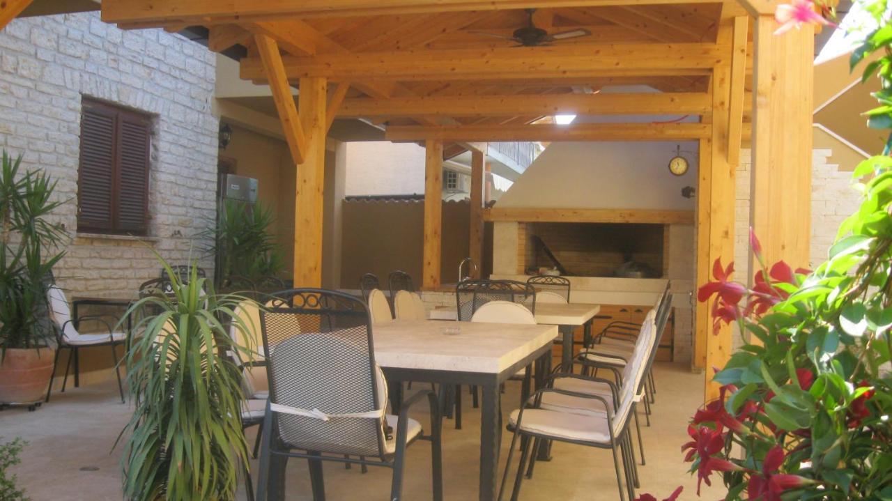 M&M Apartments Biograd Na Moru Luaran gambar